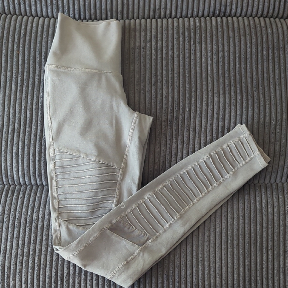 ALO Yoga Lead Wash High Waisted Moto Leggings